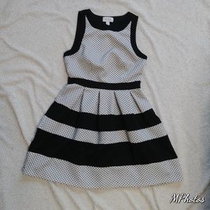Elle Sleeveless Dress